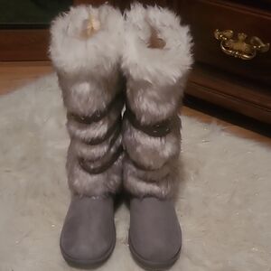 Gray Faux Fur Winter Boots